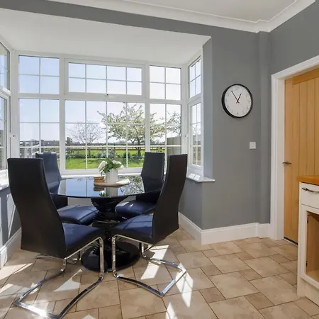 Holiday home Holtby Grange