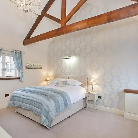 Holiday home Holtby Grange *